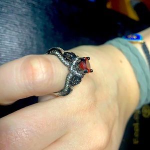 Skull ring with red white diamonds silver black red engagement unisex never used